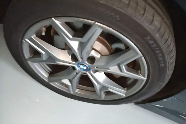 Used BMW i3 2022 eDrive 35 L Right Rear Wheel Hub