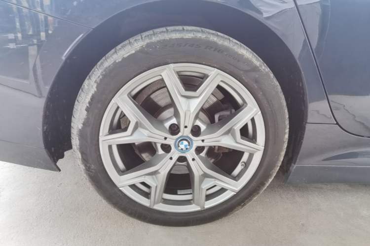Used BMW i3 2022 eDrive 35 L Right Rear Wheel Hub