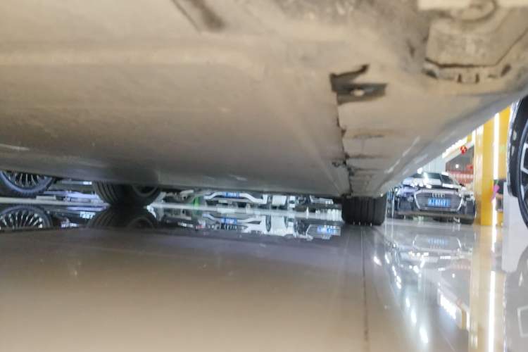 Used BMW i3 2022 eDrive 35 L Right Side Sill