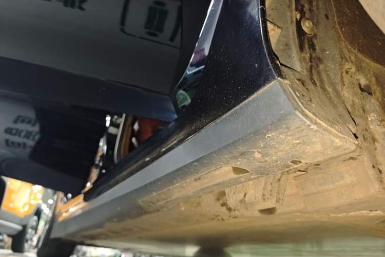 Used BMW i3 2022 eDrive 35 L Right Side Sill