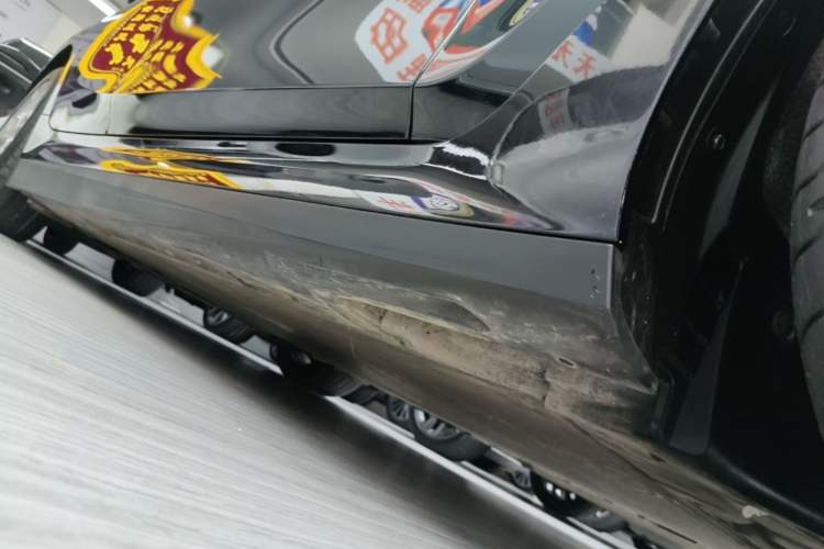 Used BMW i3 2022 eDrive 35 L Right Side Sill
