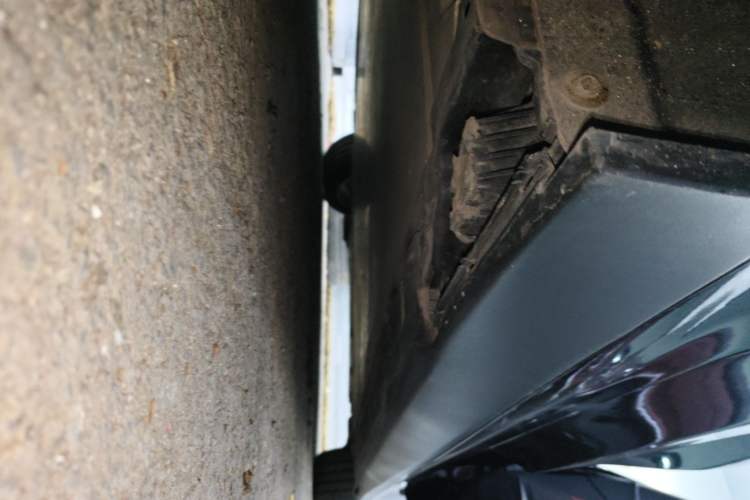 Used BMW i3 2022 eDrive 35 L Right Side Sill