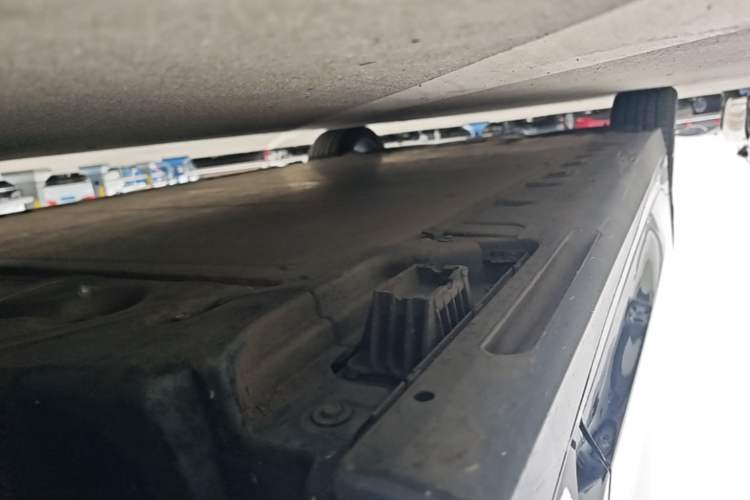 Used BMW i3 2022 eDrive 35 L Right Side Sill