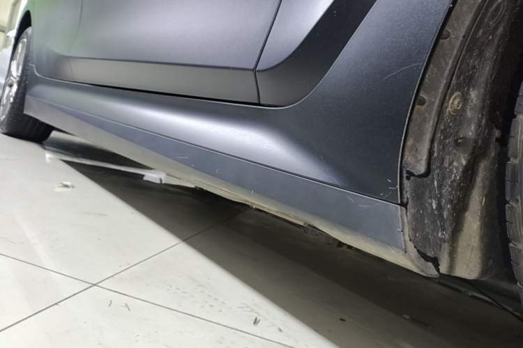 Used BMW i3 2022 eDrive 35 L Right Side Sill