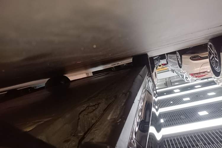 Used BMW i3 2022 eDrive 35 L Right Side Sill