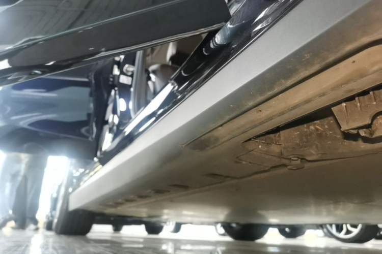 Used BMW i3 2022 eDrive 35 L Right Side Sill