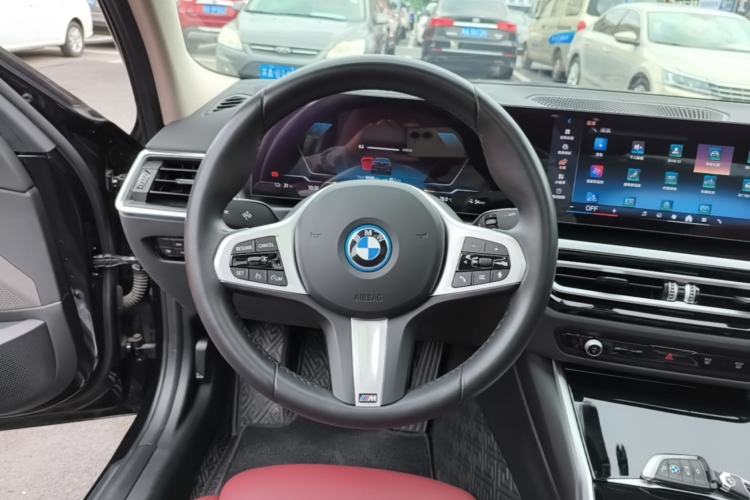 Used BMW i3 2022 eDrive 35 L Steering Wheel