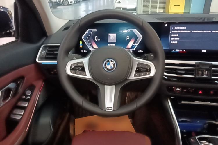 Used BMW i3 2022 eDrive 35 L Steering Wheel