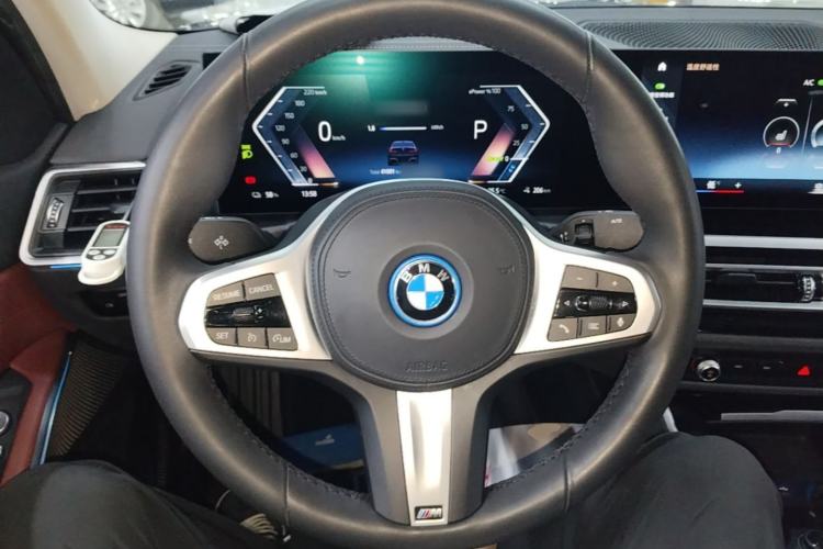 Used BMW i3 2022 eDrive 35 L Steering Wheel