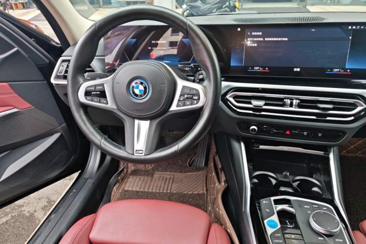 Used BMW i3 2022 eDrive 35 L Steering Wheel