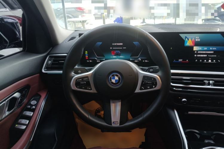 Used BMW i3 2022 eDrive 35 L Steering Wheel