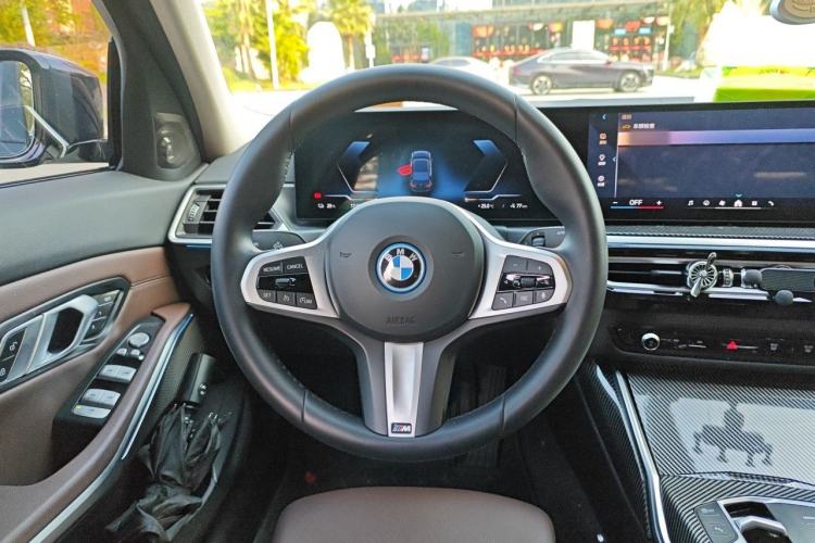 Used BMW i3 2022 eDrive 35 L Steering Wheel