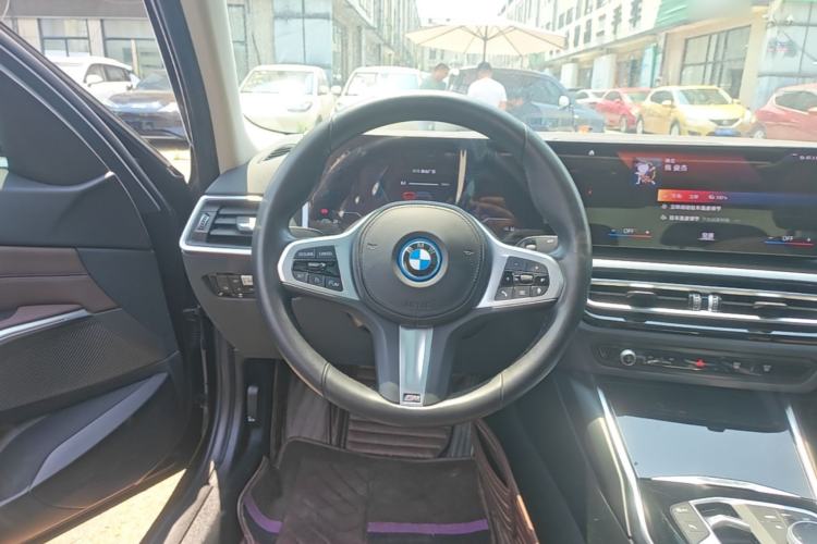 Used BMW i3 2022 eDrive 35 L Steering Wheel
