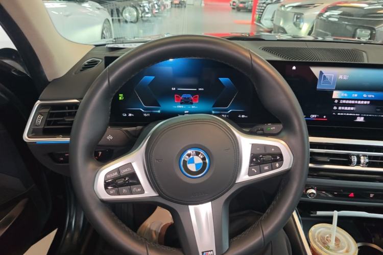 Used BMW i3 2022 eDrive 35 L Steering Wheel