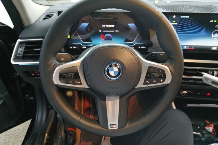 Used BMW i3 2022 eDrive 35 L Steering Wheel
