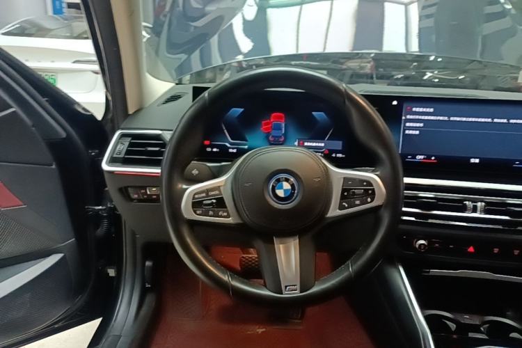 Used BMW i3 2022 eDrive 35 L Steering Wheel