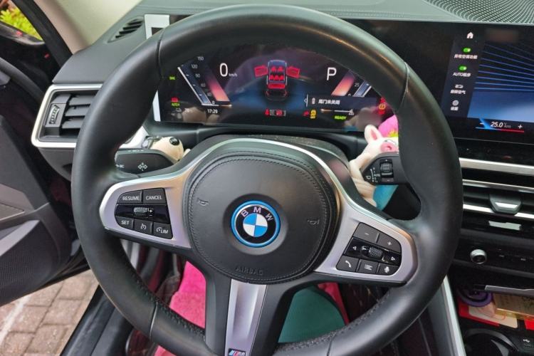 Used BMW i3 2022 eDrive 35 L Steering Wheel