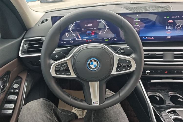 Used BMW i3 2022 eDrive 35 L Steering Wheel