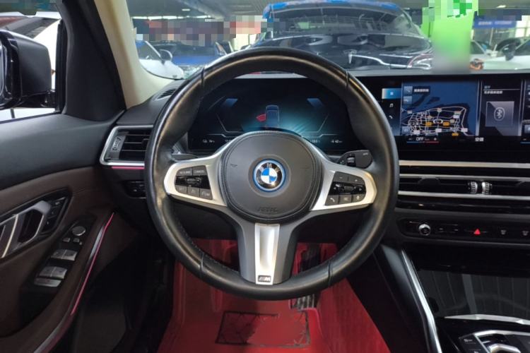 Used BMW i3 2022 eDrive 35 L Steering Wheel
