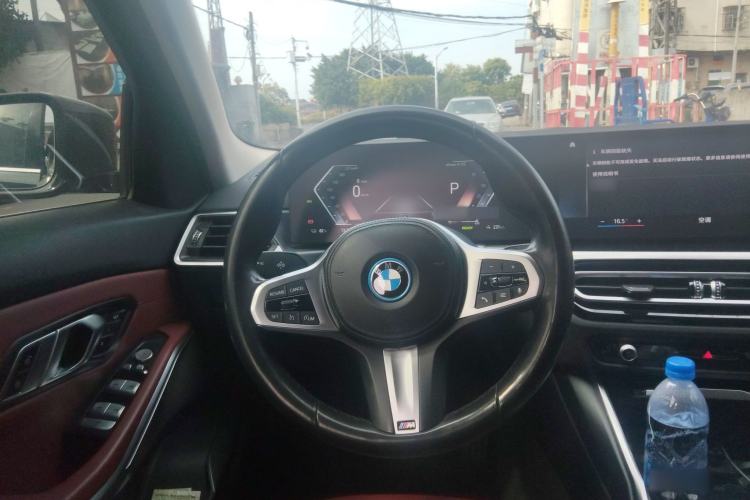 Used BMW i3 2022 eDrive 35 L Steering Wheel
