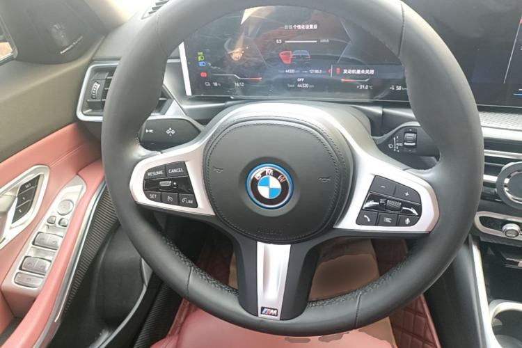 Used BMW i3 2022 eDrive 35 L Steering Wheel