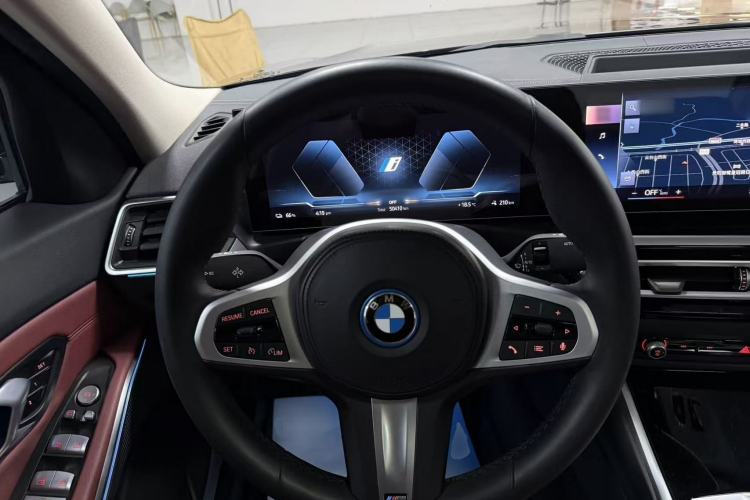 Used BMW i3 2022 eDrive 35 L Steering Wheel