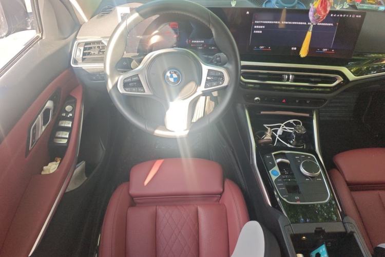 Used BMW i3 2022 eDrive 35 L Steering Wheel