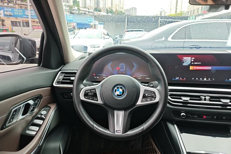 Used BMW i3 2022 eDrive 35 L Steering Wheel