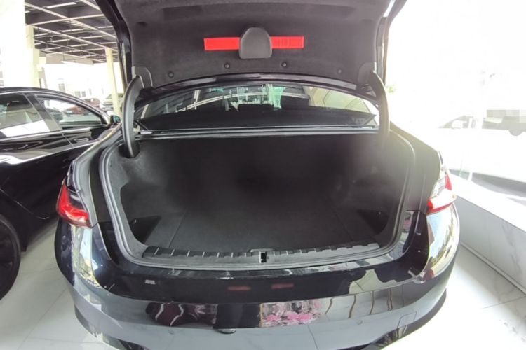 Used BMW i3 2022 eDrive 35 L Trunk