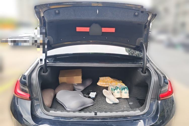 Used BMW i3 2022 eDrive 35 L Trunk