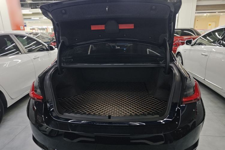 Used BMW i3 2022 eDrive 35 L Trunk
