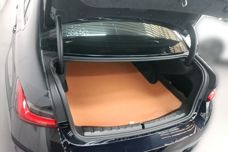 Used BMW i3 2022 eDrive 35 L Trunk