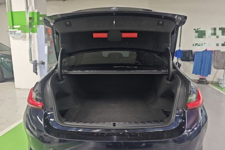 Used BMW i3 2022 eDrive 35 L Trunk