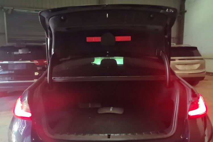 Used BMW i3 2022 eDrive 35 L Trunk