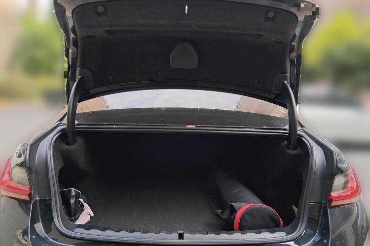 Used BMW i3 2022 eDrive 35 L Trunk
