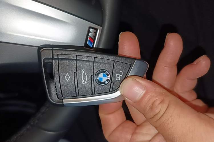 Used BMW i3 2022 eDrive 35 L Vehicle Key