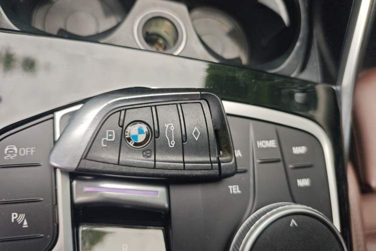 Used BMW i3 2022 eDrive 35 L Vehicle Key