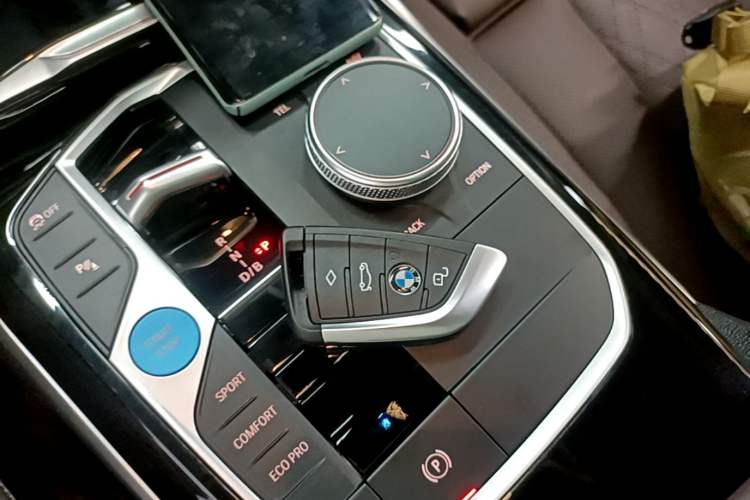 Used BMW i3 2022 eDrive 35 L Vehicle Key