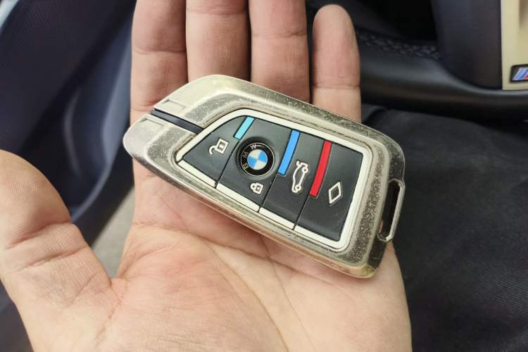 Used BMW i3 2022 eDrive 35 L Vehicle Key