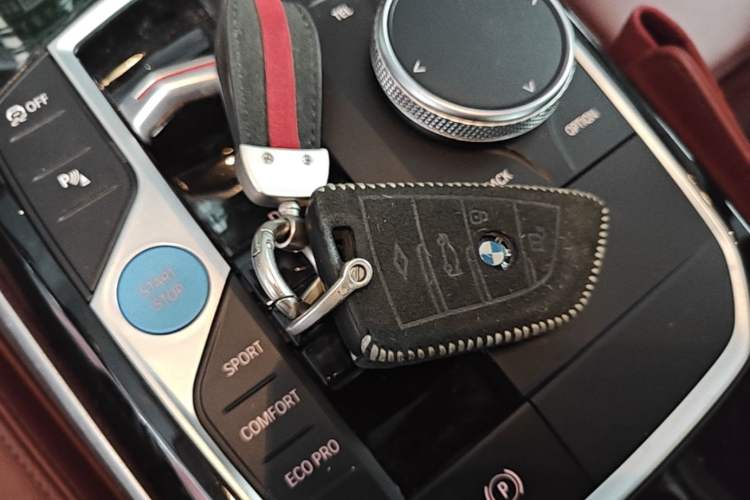 Used BMW i3 2022 eDrive 35 L Vehicle Key