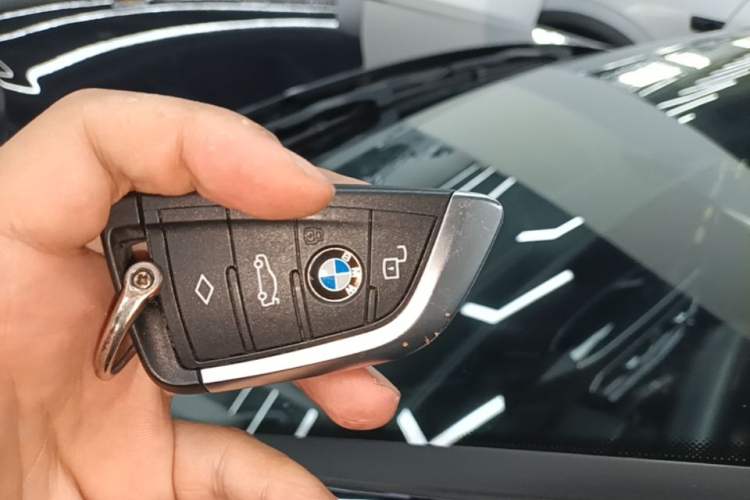 Used BMW i3 2022 eDrive 35 L Vehicle Key