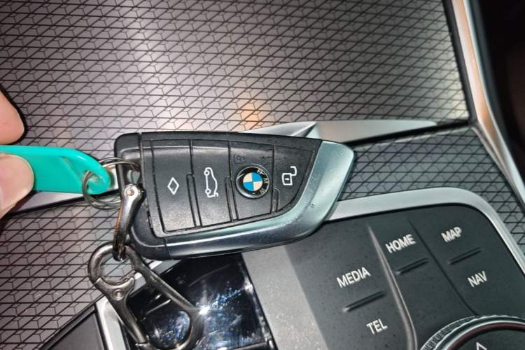 Used BMW i3 2022 eDrive 35 L Vehicle Key