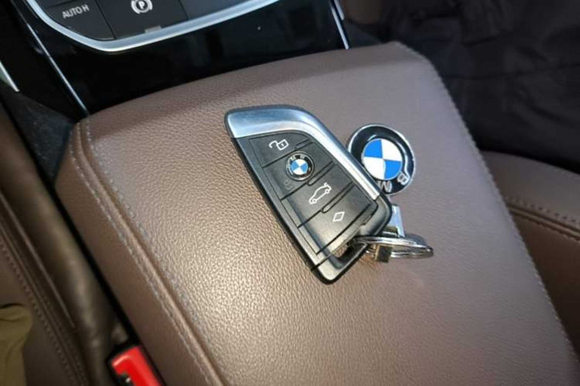 Used BMW i3 2022 eDrive 35 L Vehicle Key
