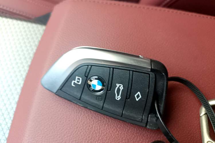 Used BMW i3 2022 eDrive 35 L Vehicle Key