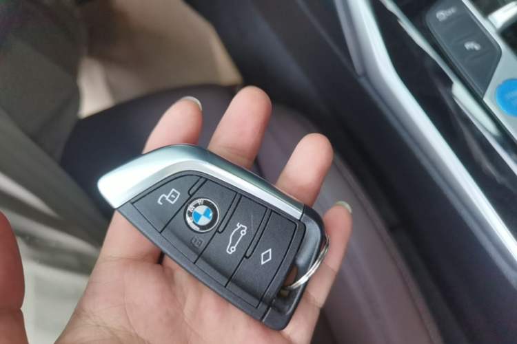 Used BMW i3 2022 eDrive 35 L Vehicle Key
