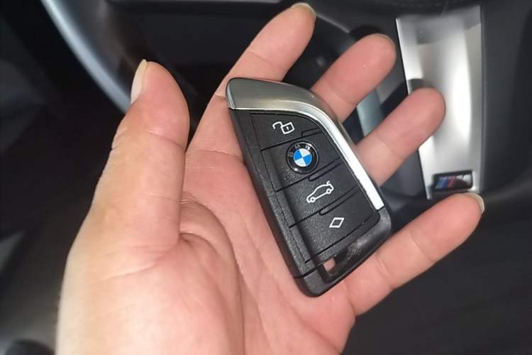 Used BMW i3 2022 eDrive 35 L Vehicle Key