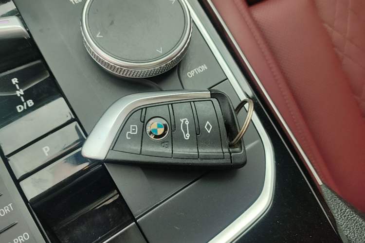 Used BMW i3 2022 eDrive 35 L Vehicle Key