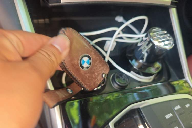 Used BMW i3 2022 eDrive 35 L Vehicle Key