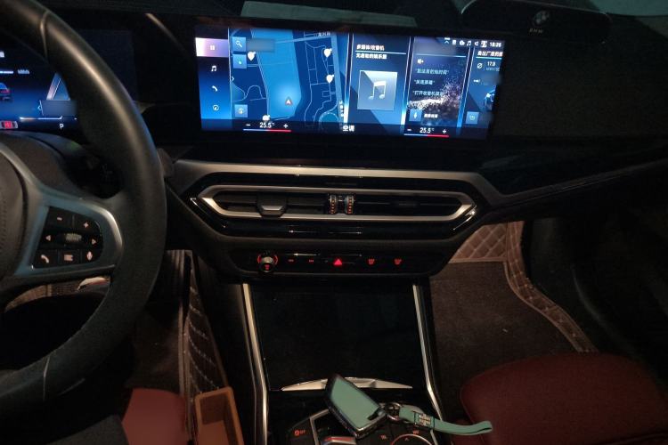 Used BMW i3 2022 eDrive 35 L Audio And AC Panel