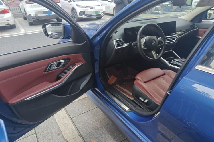 Used BMW i3 2022 eDrive 35 L Driver Seat